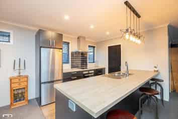 41 Ascot Avenue, Burwood