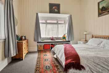 208 Queen Street, Thames