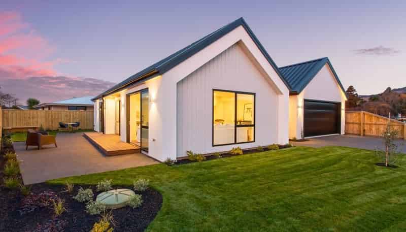 97 Leistrella Road (Entrance - 200 Cashmere Road), Cashmere