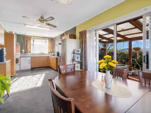 107 Hospital Road, Redwoodtown