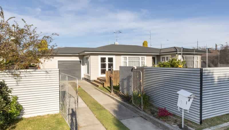 4 Cranby Crescent, Onekawa