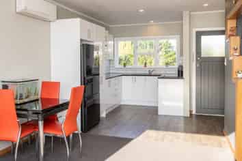 4 Cranby Crescent, Onekawa