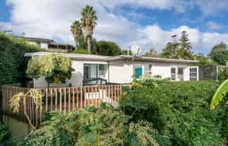 1/23a Cliff Road, Torbay