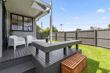 9 Miller Street, Glenholme