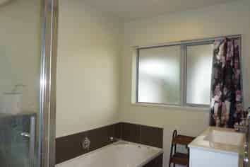 4 Linden Grove, Hillmorton