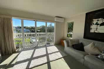 20 Bond Crescent, Forrest Hill