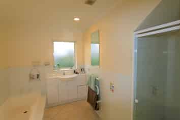 6A Ewenson Ave, One Tree Hill