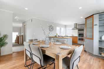 61A Bradbury Road, Botany Downs