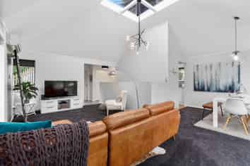 48 Tio Tio Road, Miramar