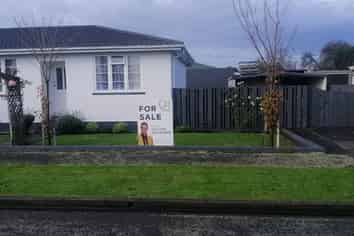 1B Hobson Place, Takaro