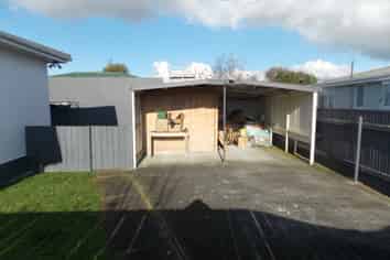 1B Hobson Place, Takaro