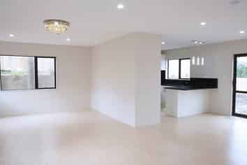 3 Makora Road, Massey