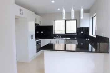 3 Makora Road, Massey