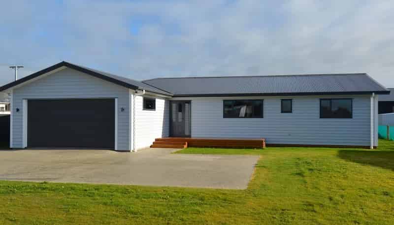 14 Largs Street, Wallacetown