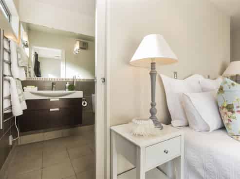 36 Rhodes Street, Merivale