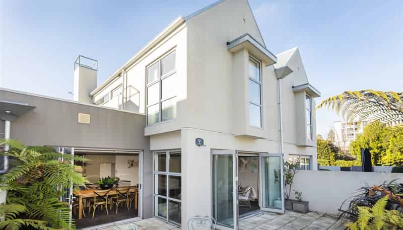 36 Rhodes Street, Merivale