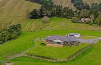 225 Albert Road, Tokomaru