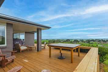 225 Albert Road, Tokomaru