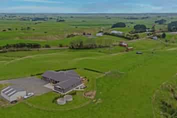 225 Albert Road, Tokomaru