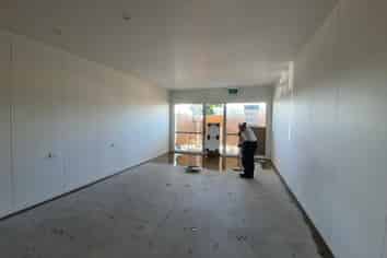 High Exposure Retail in Henderson