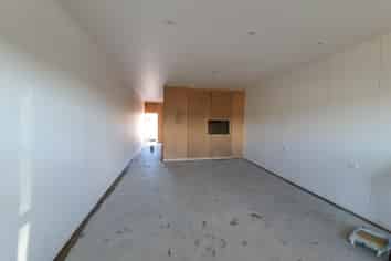 High Exposure Retail in Henderson