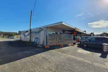 High Exposure Retail in Henderson