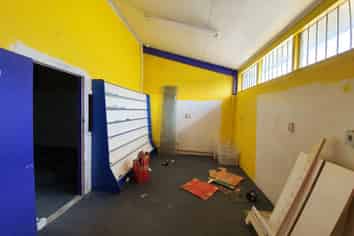 High Exposure Retail In Te Atatu