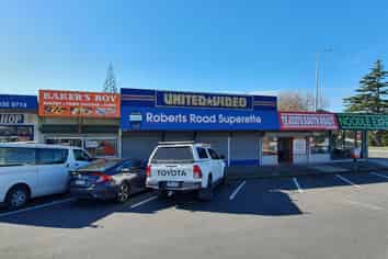 High Exposure Retail In Te Atatu