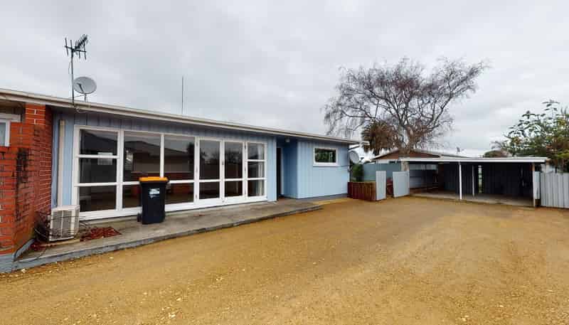 104B Cook Street, West End