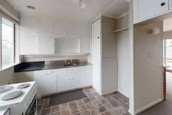 104B Cook Street, West End