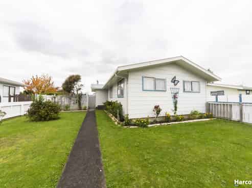 5 Chatsworth Place, Highbury