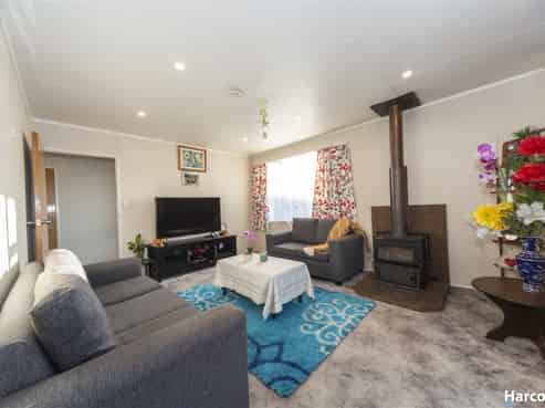 5 Chatsworth Place, Highbury