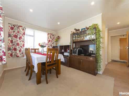 5 Chatsworth Place, Highbury