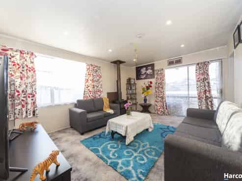 5 Chatsworth Place, Highbury