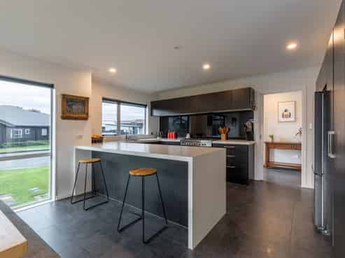 6 D'Urville Place, Kelvin Grove