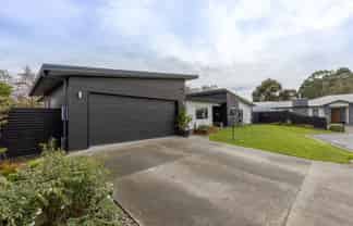 6 D'Urville Place, Kelvin Grove