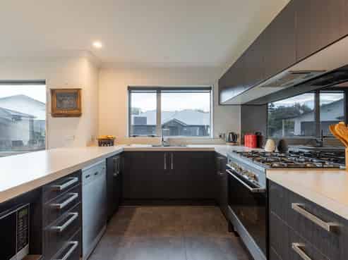 6 D'Urville Place, Kelvin Grove