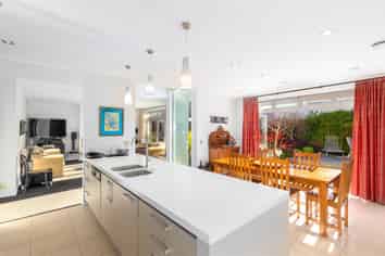 21 Taylors Avenue, Fendalton