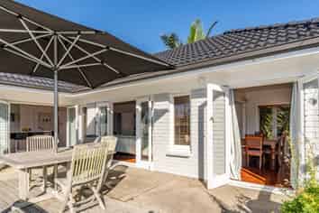 19 and 19A Gibraltar Street, Howick