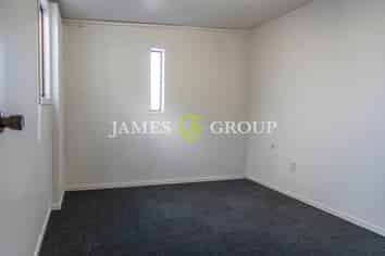 Mixed Use Pristine Warehouse & Office | For Lease