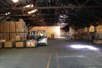 Cost Effective Pilkington Warehouse