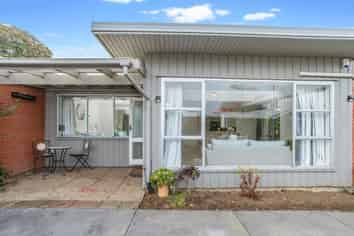 C/21A Kingsview Rd, Mount Eden