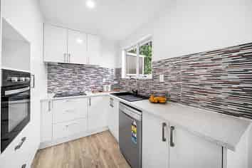 1/3 Sparrow Place, Weymouth