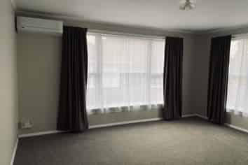 24 Larsen Street, Otara