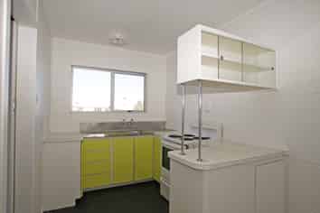 4/239 Old Farm Road, Hamilton East