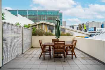 39 Mackelvie Street, Mount Eden