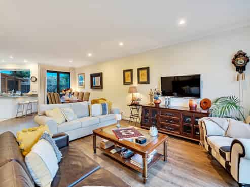 14 Riccarton Way, Ellerslie