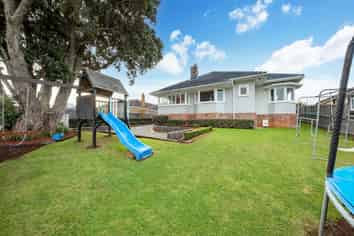 14 Trafalgar Street, Onehunga