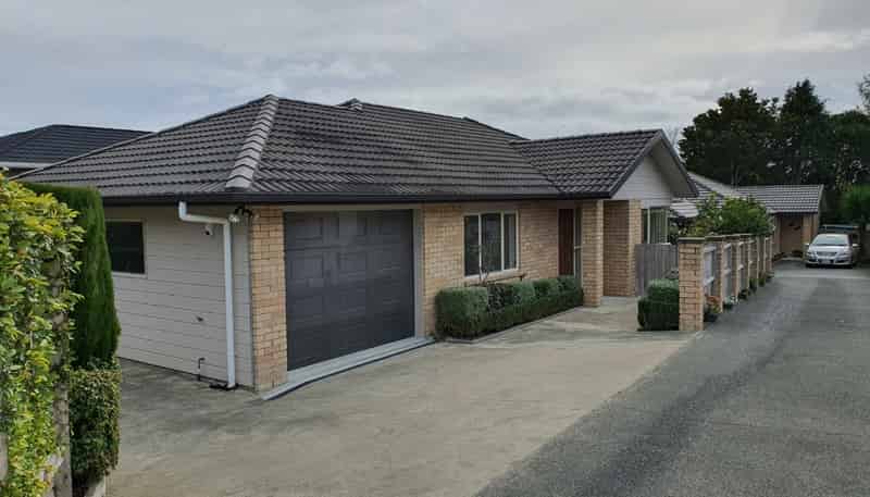 A/4 Elcoat Avenue, Te Atatu South