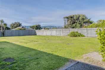 7 Eruini Street, Waikanae Beach